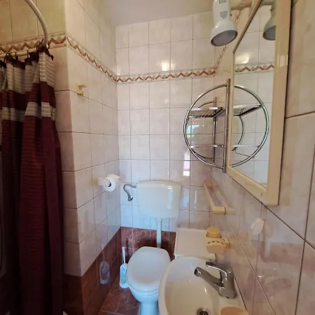 Apartament Anica *